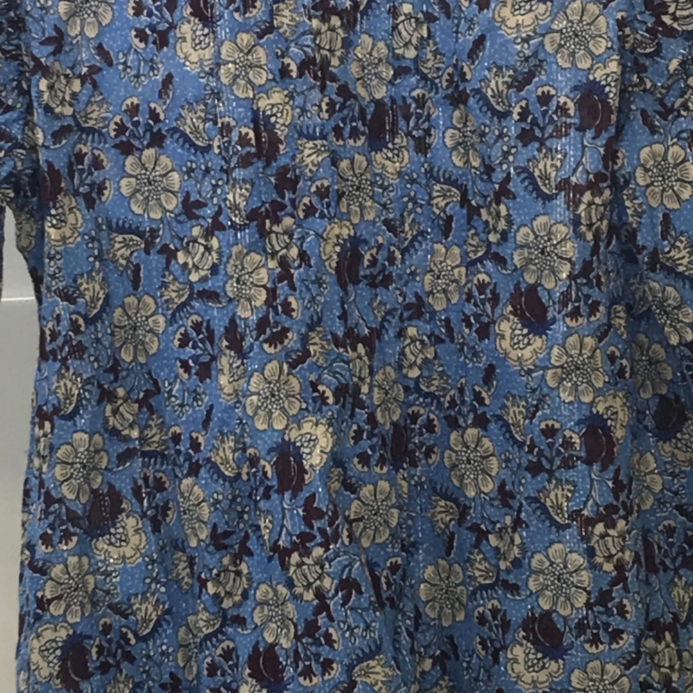 Loft brand Ladies Petite Floral Blouse - Picture 2 of 8
